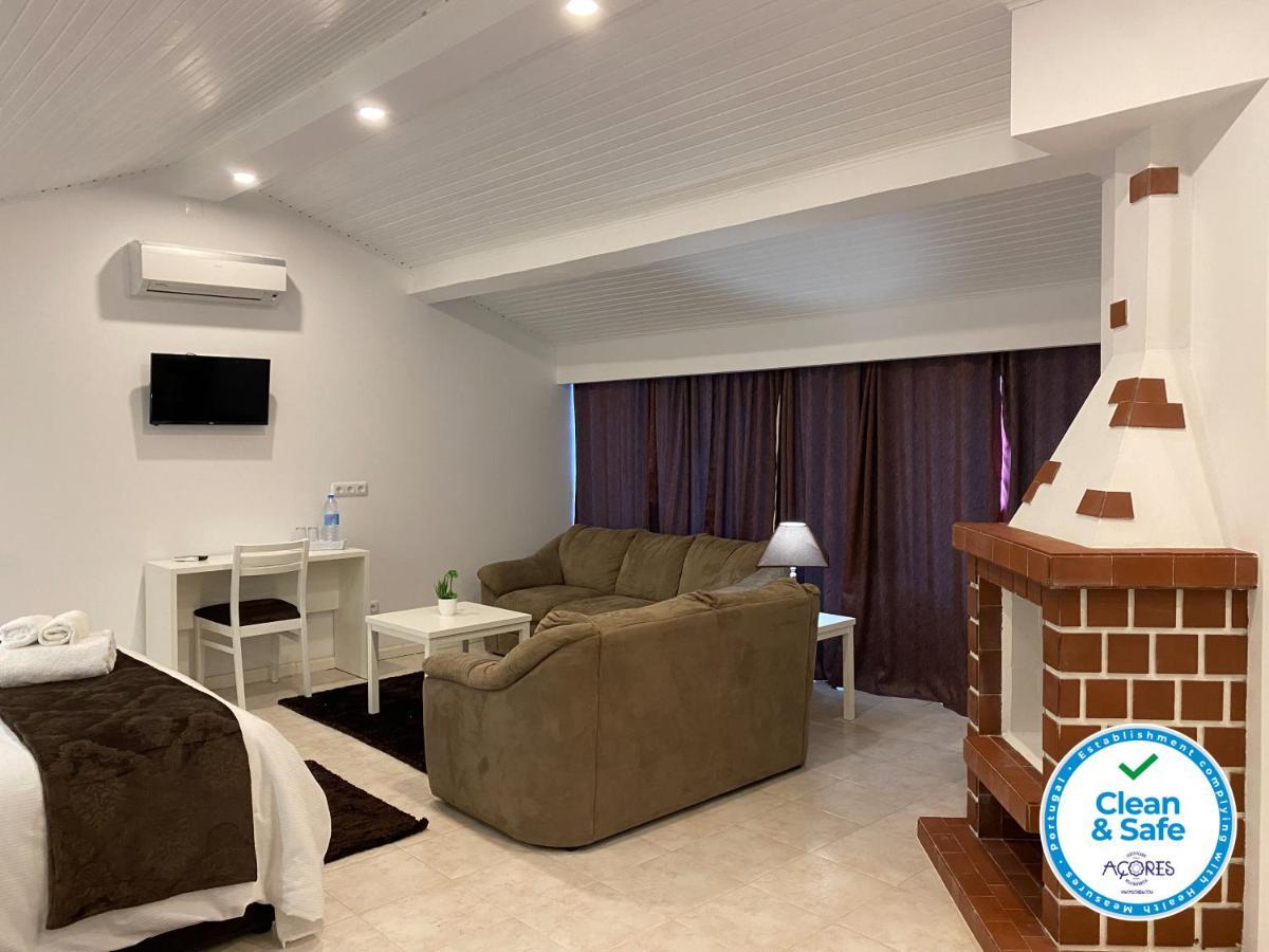 The Rock Guest House Ponta Delgada Dış mekan fotoğraf